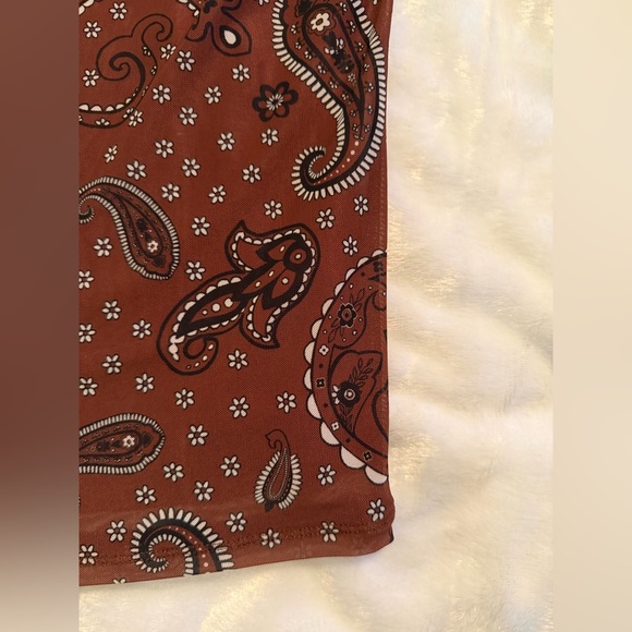 Elegant Brown Paisley Midi Dress - Picture 7 of 10